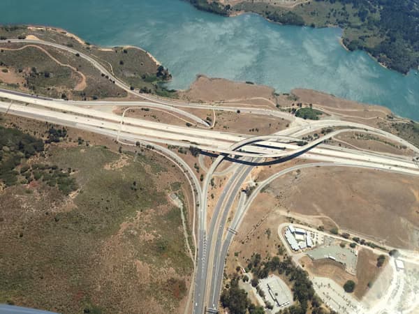 Roadside assistance network coordination for stranded motorists